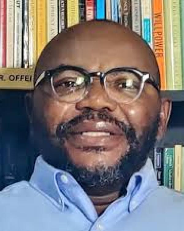 Dr. Robert Manteaw